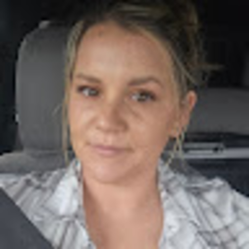 Meet your Posher, Becky